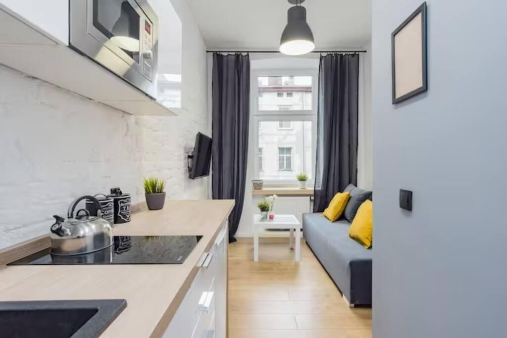 Kawalerka W Srodmiesciu 23 Appartement Łódź Buitenkant foto
